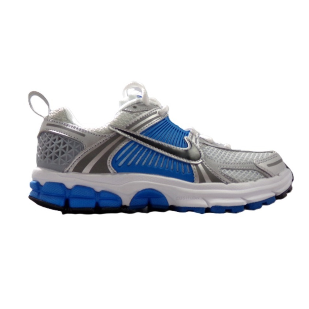 Nike Vomero 5 Sneaker Big Kids, Size‎ 4